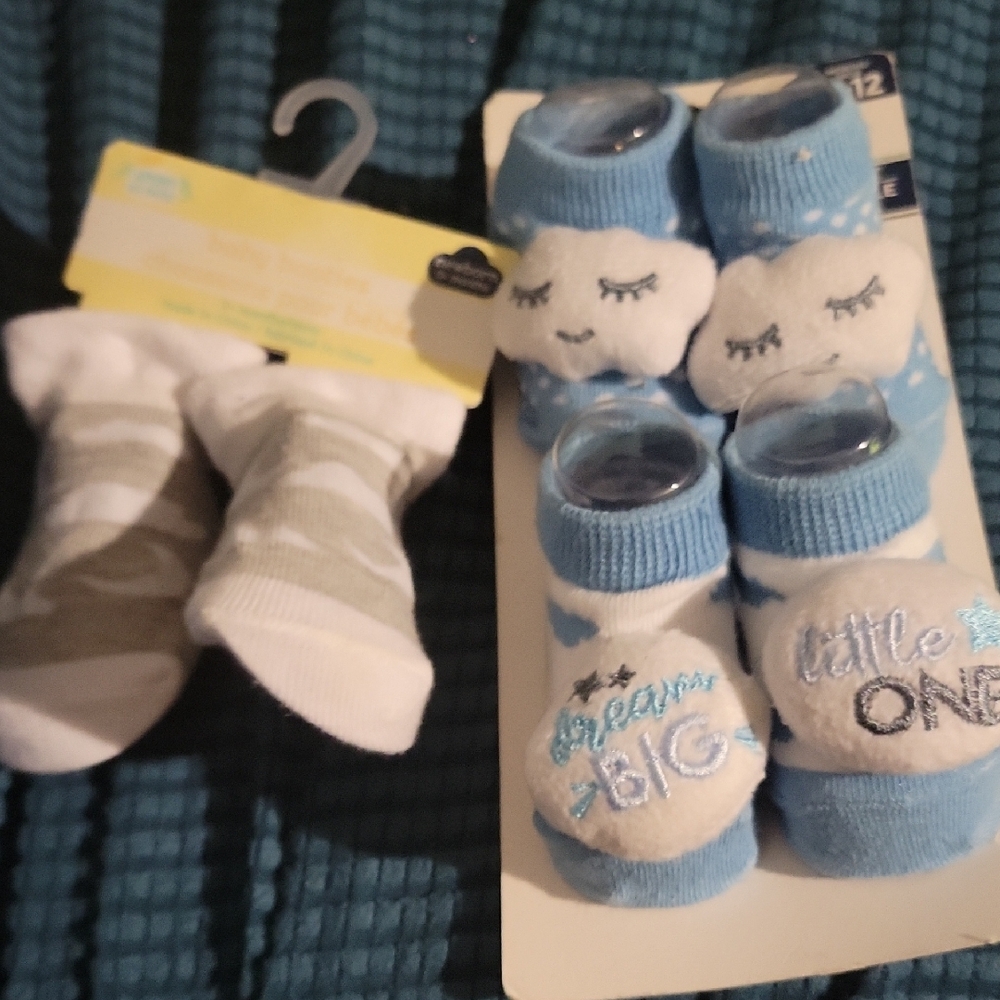 Angel Baby Booties in Cream and White